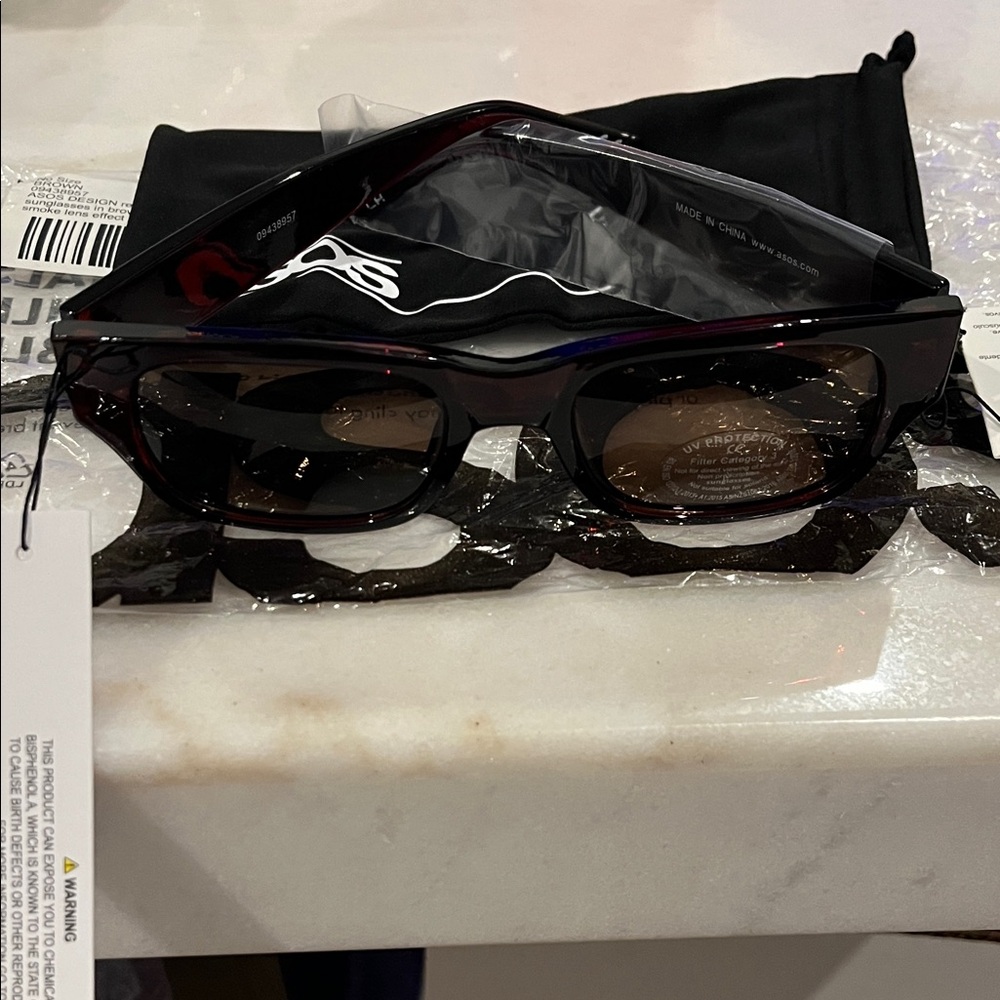 ASOS BROWN RECTANGLE SMOKE LENS Sunglasses BRAND NEE